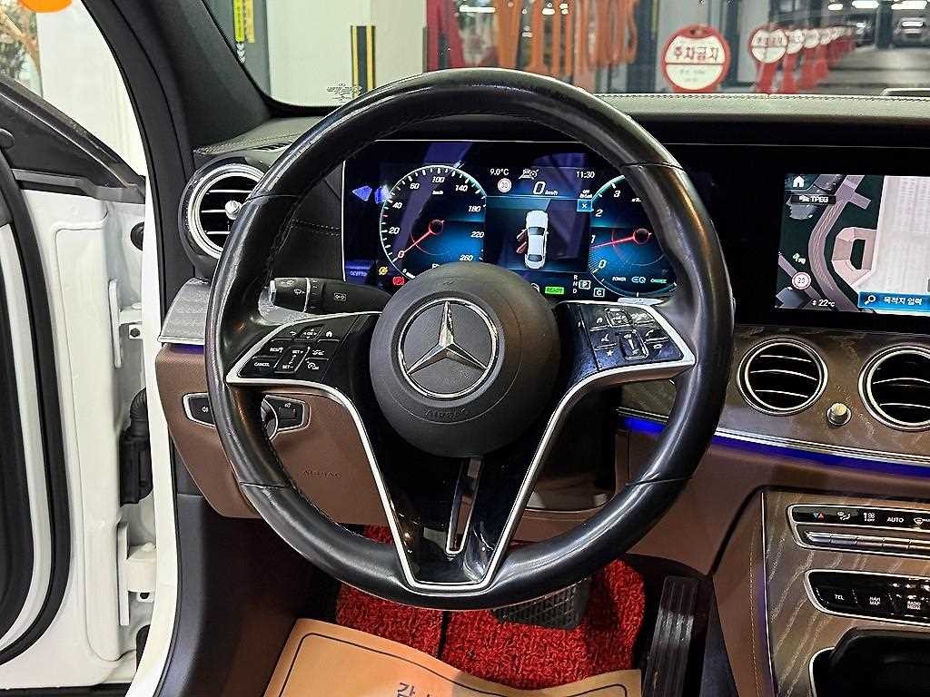 벤츠 E 클래스 E-클래스 W213 E350 4MATIC 아방가르드 이미지 9