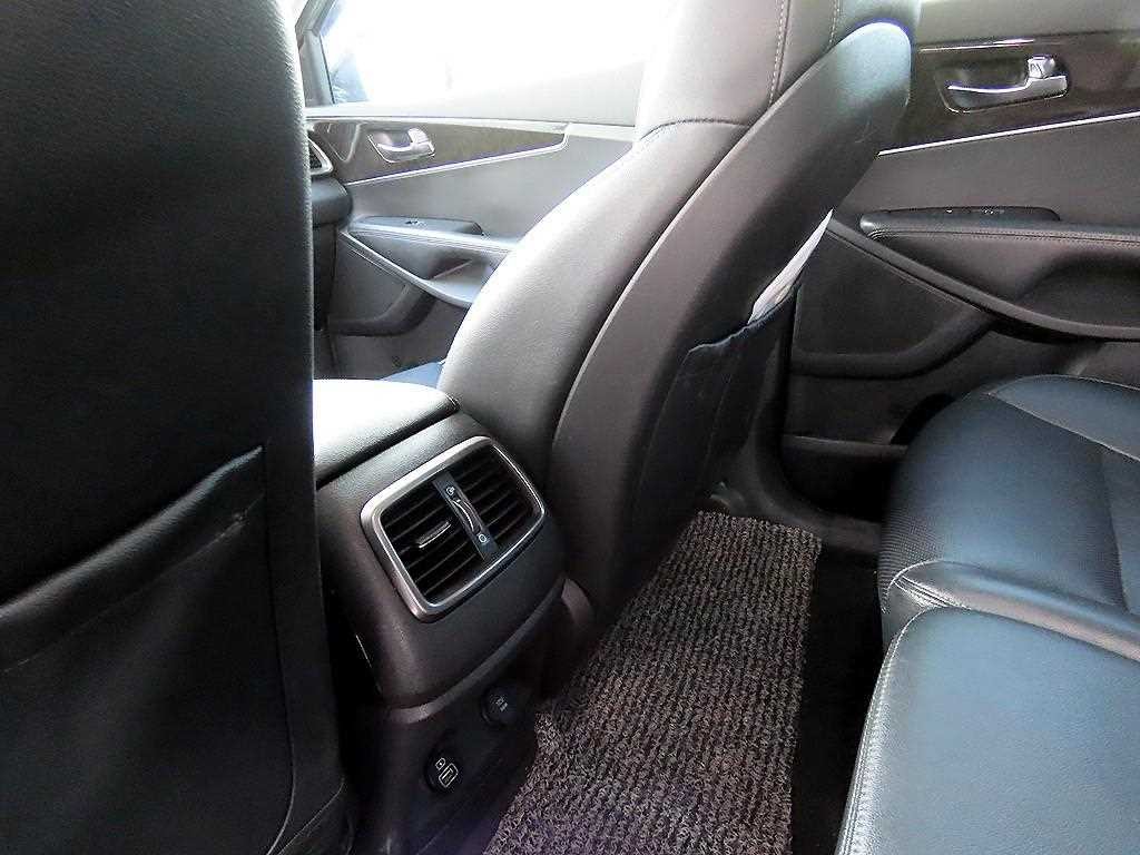 기아 쏘렌토 올 뉴 쏘렌토 디젤 2WD 2.2 프레스티지 이미지 15