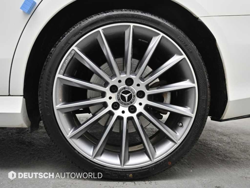 벤츠 E 클래스 E-클래스 W213 E350 4MATIC AMG LINE 이미지 5