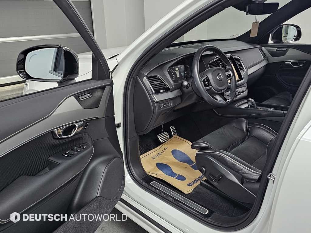 볼보 XC90 XC90 2세대 2.0 T8 AWD R-디자인 이미지 11