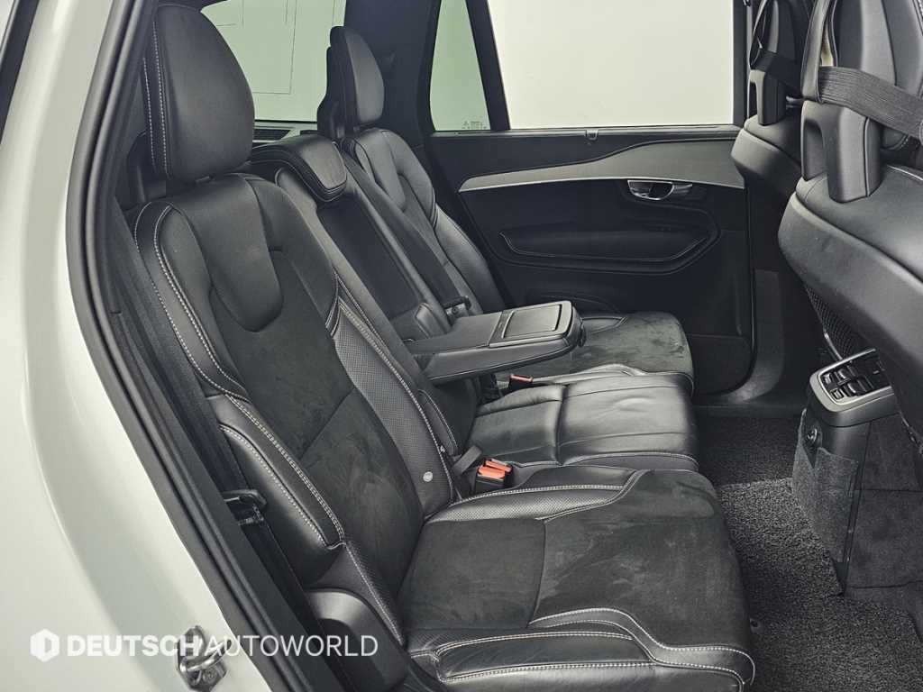 볼보 XC90 XC90 2세대 2.0 T8 AWD R-디자인 이미지 12