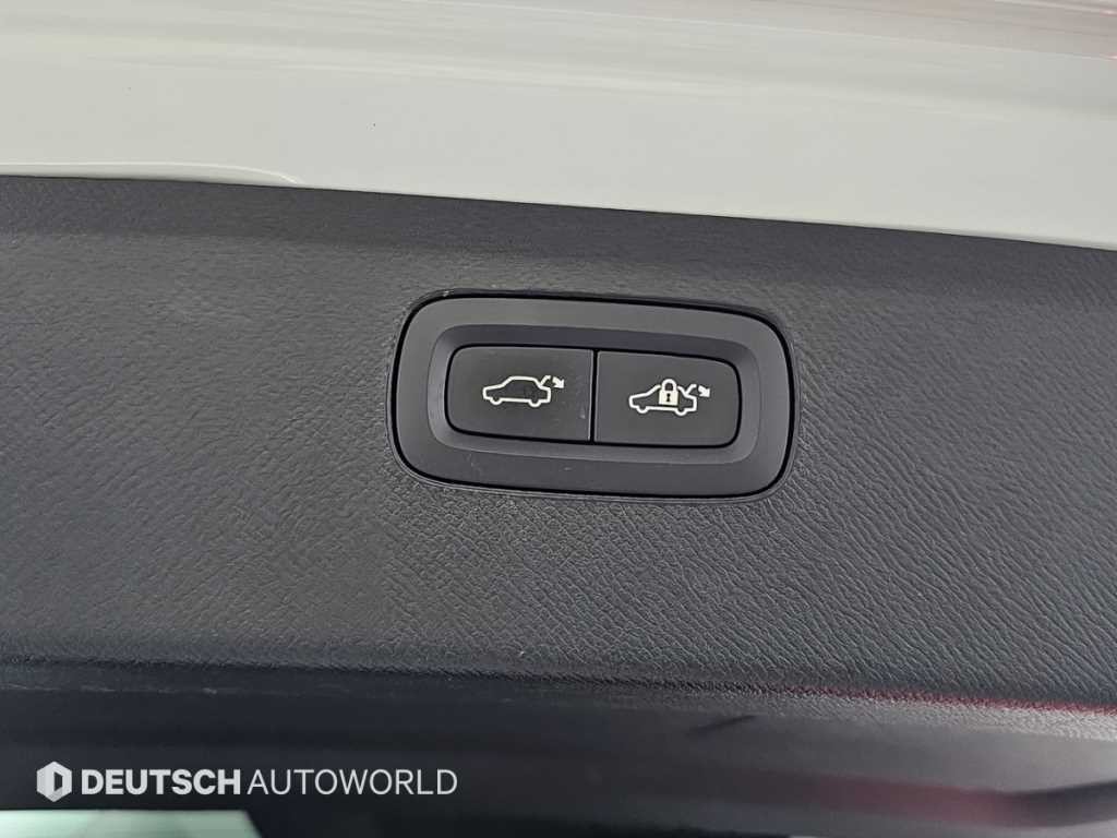 볼보 XC90 XC90 2세대 2.0 T8 AWD R-디자인 이미지 20
