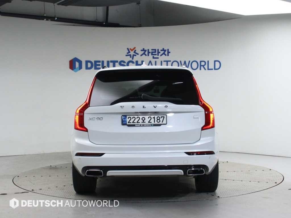 볼보 XC90 XC90 2세대 2.0 T8 AWD R-디자인 이미지 4
