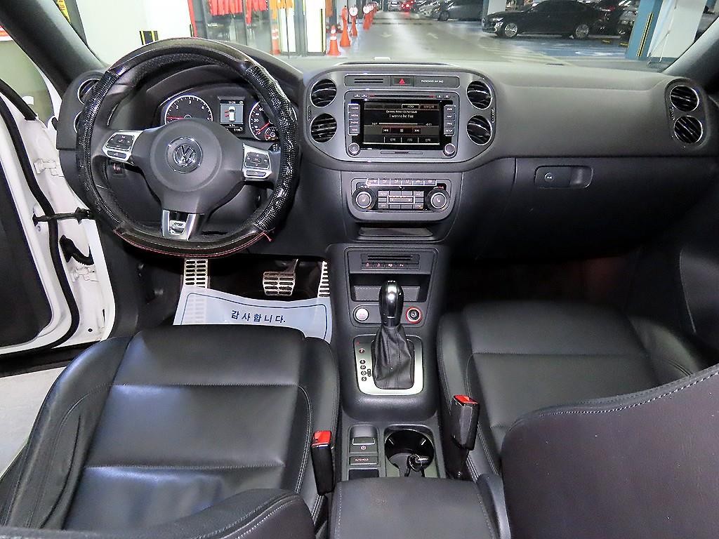 폭스바겐 티구안 뉴티구안 2.0 TDI R-라인 이미지 10