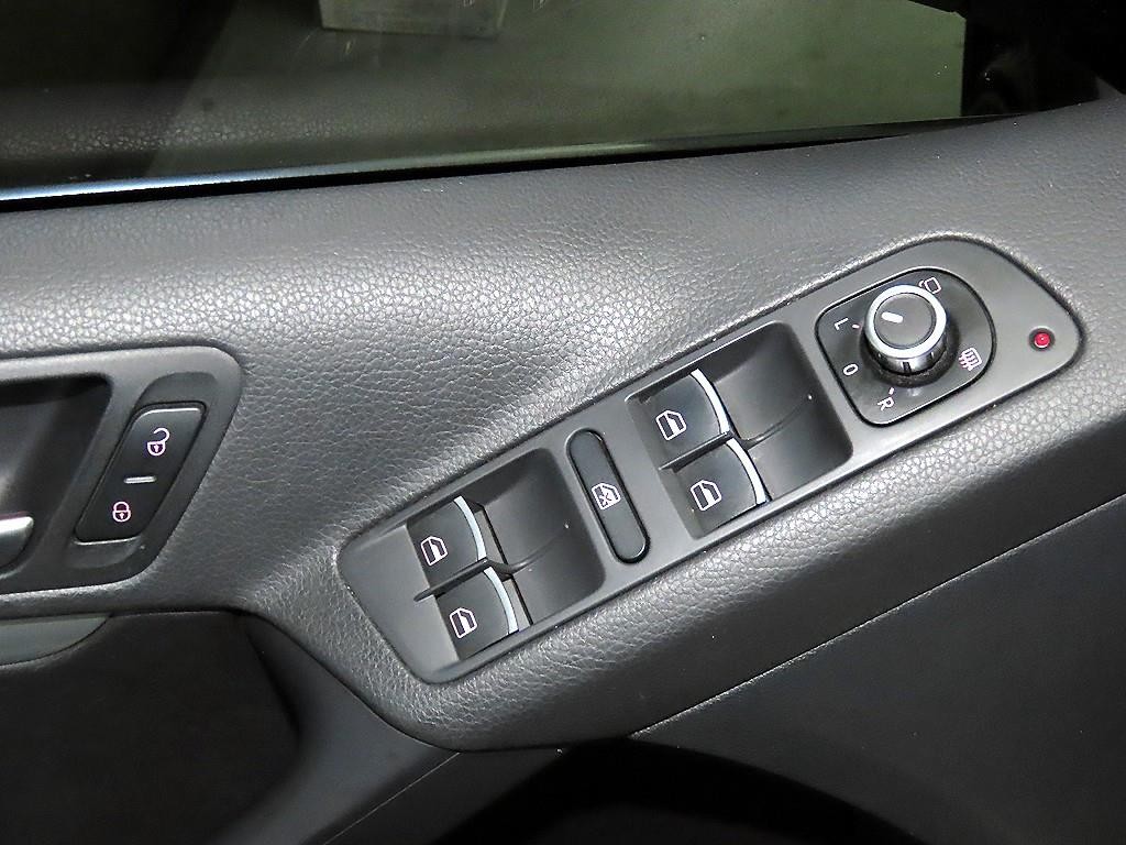 폭스바겐 티구안 뉴티구안 2.0 TDI R-라인 이미지 14