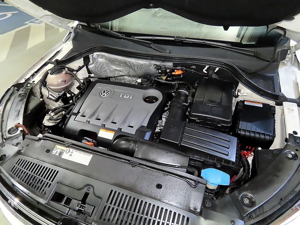 폭스바겐 티구안 뉴티구안 2.0 TDI R-라인 이미지 19