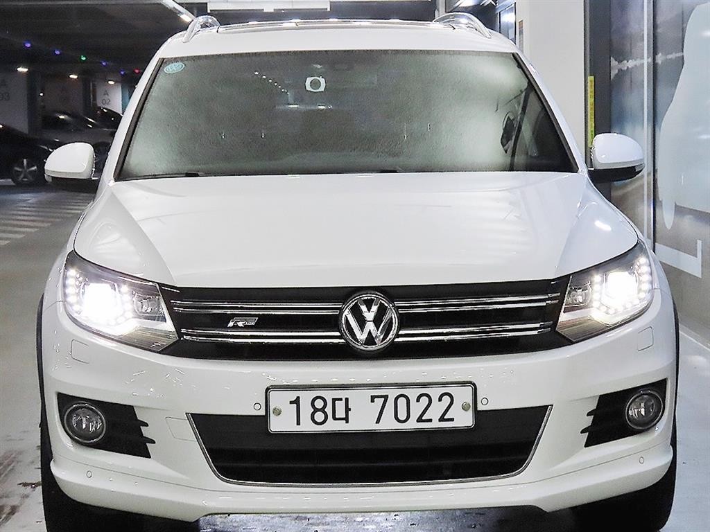폭스바겐 티구안 뉴티구안 2.0 TDI R-라인 이미지 2