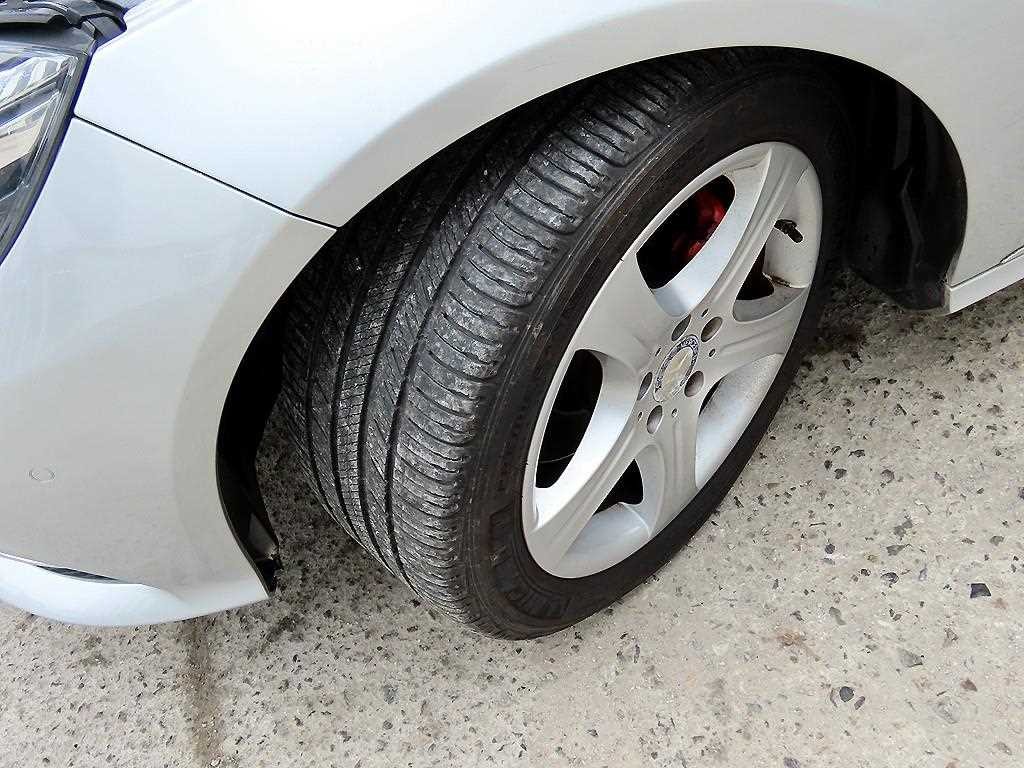 벤츠 E 클래스 E-클래스 W212 E300 블루텍 하이브리드 이미지 20