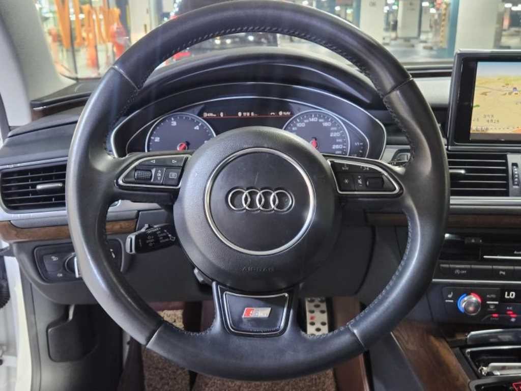 아우디 A7 55 TDI 콰트로 이미지 10