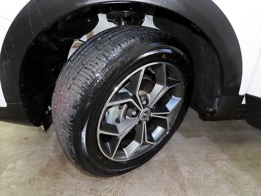 KG모빌리티(쌍용) 코란도 뷰티풀코란도 2WD 가솔린 1.5 C5 플러스 이미지 20