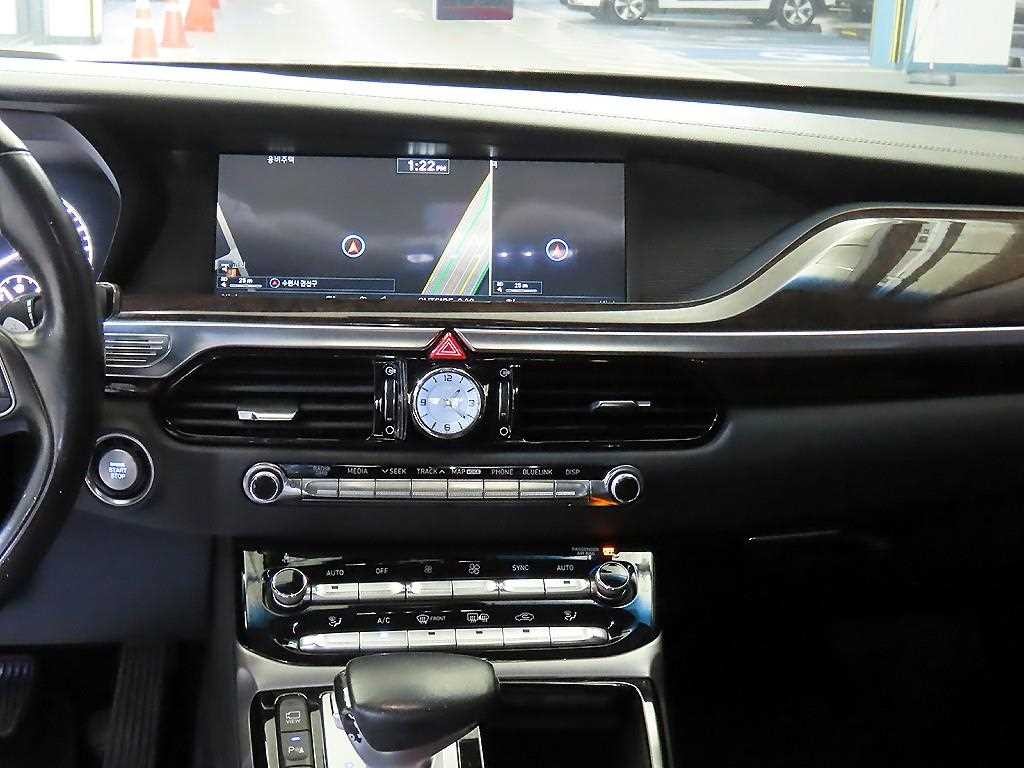 제네시스 EQ900 3.8 GDI AWD 프리미엄 럭셔리 이미지 11