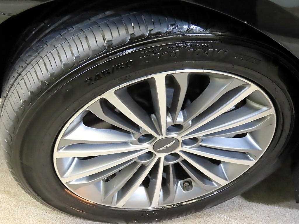 제네시스 EQ900 3.8 GDI AWD 프리미엄 럭셔리 이미지 20
