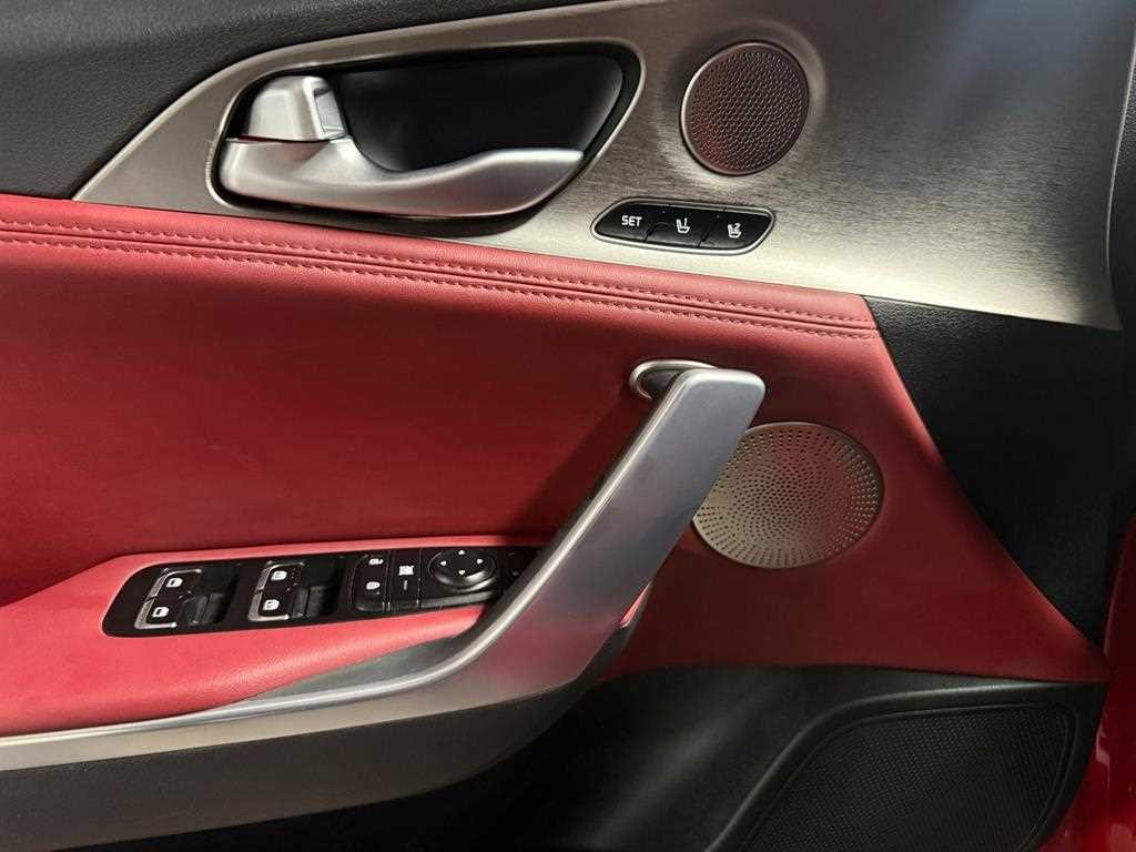 기아 스팅어 가솔린 3.3 터보 2WD GT 이미지 9