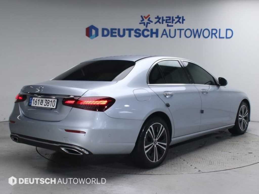 벤츠 E 클래스 E-클래스 W213 E250 아방가르드 이미지 2