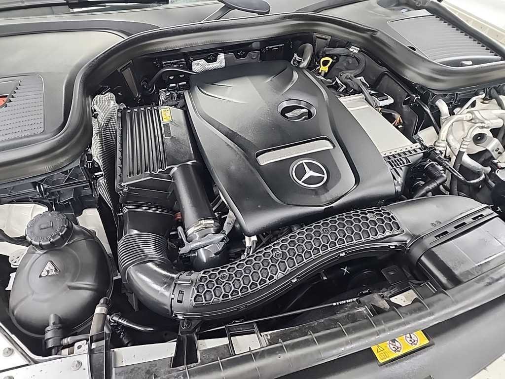 벤츠 GLC 클래스 GLC클래스 X253 GLC 300 4MATIC 쿠페 이미지 5