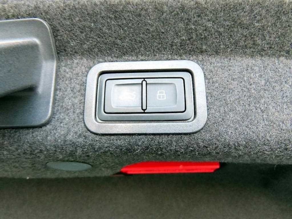 아우디 A6 A6 (C8) 45 TFSI 콰트로 프리미엄 이미지 15