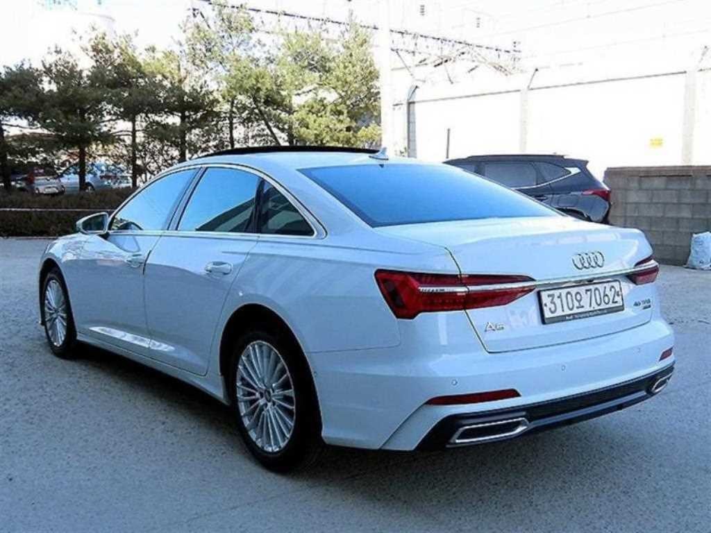 아우디 A6 A6 (C8) 45 TFSI 콰트로 프리미엄 이미지 2