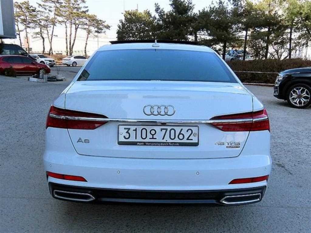 아우디 A6 A6 (C8) 45 TFSI 콰트로 프리미엄 이미지 3