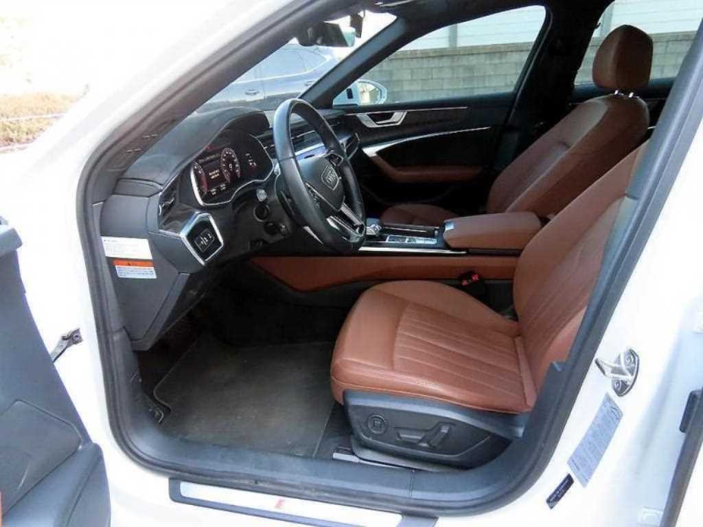 아우디 A6 A6 (C8) 45 TFSI 콰트로 프리미엄 이미지 4