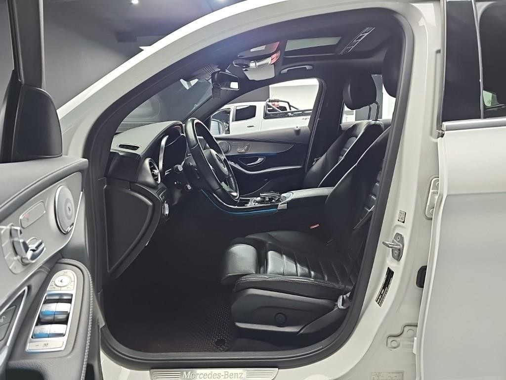 벤츠 GLC 클래스 GLC클래스 X253 GLC 220 d 4MATIC 프리미엄 쿠페 이미지 10
