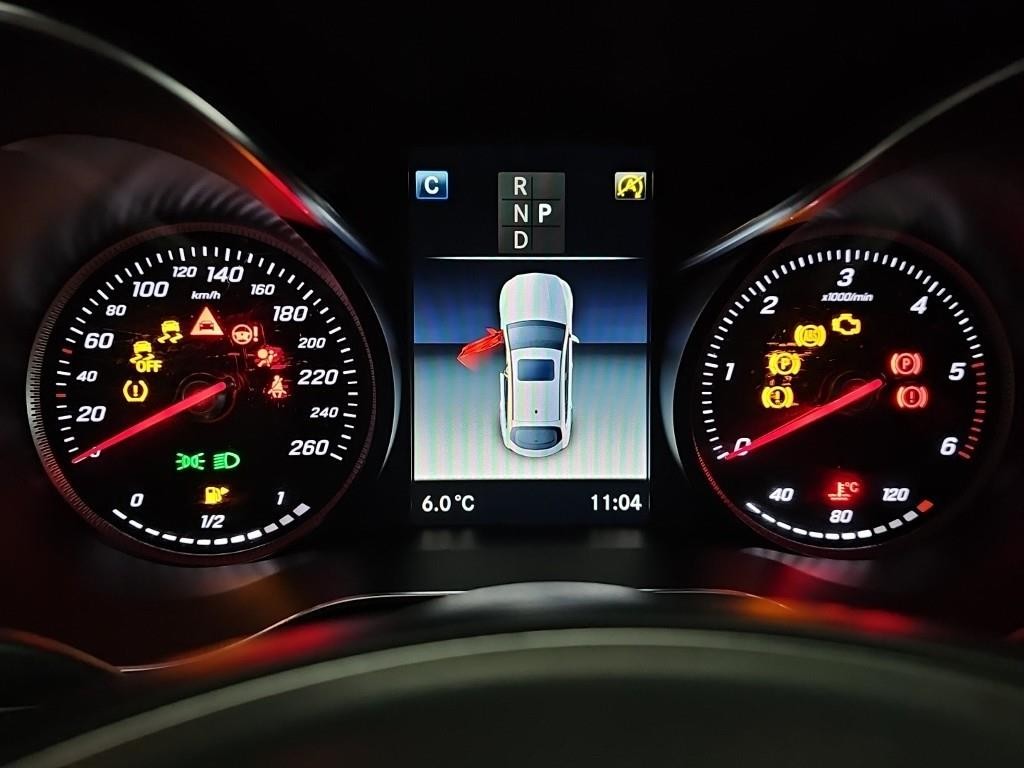 벤츠 GLC 클래스 GLC클래스 X253 GLC 220 d 4MATIC 프리미엄 쿠페 이미지 8