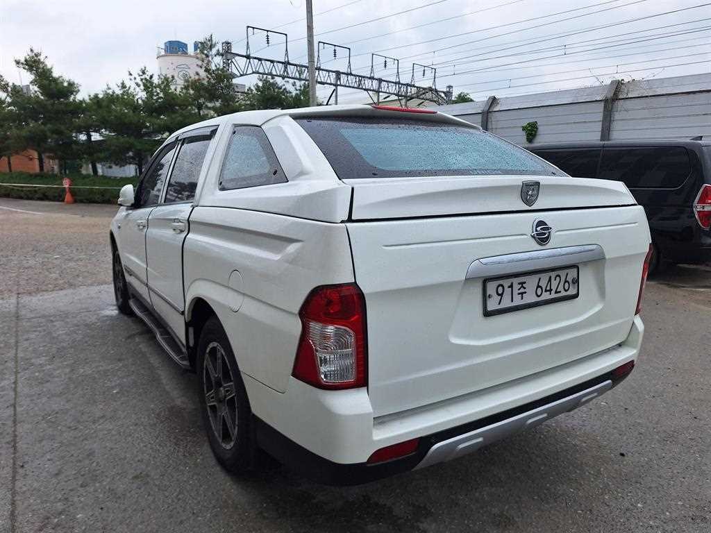 KG모빌리티(쌍용) 코란도 코란도스포츠 디젤 4WD CX7 패션 이미지 4