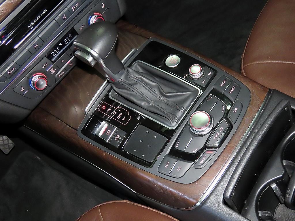 아우디 A7 3.0 TFSI 콰트로 다이나믹 이미지 12