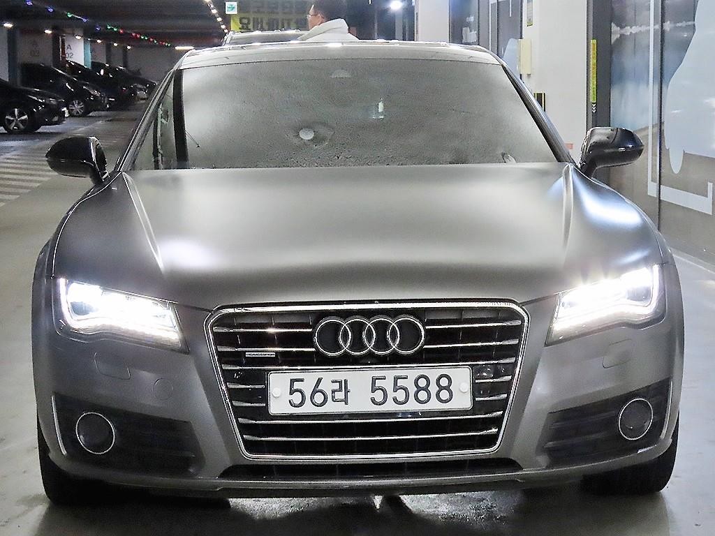 아우디 A7 3.0 TFSI 콰트로 다이나믹 이미지 2