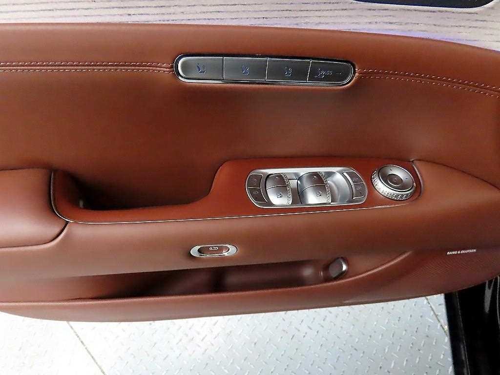 제네시스 G90 G90(RS4) 3.5T GDI e-S/C AWD 이미지 11