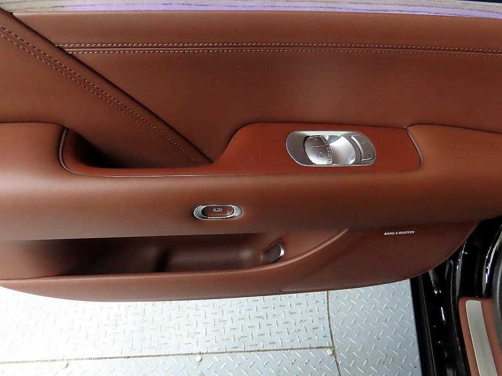 제네시스 G90 G90(RS4) 3.5T GDI e-S/C AWD 이미지 12