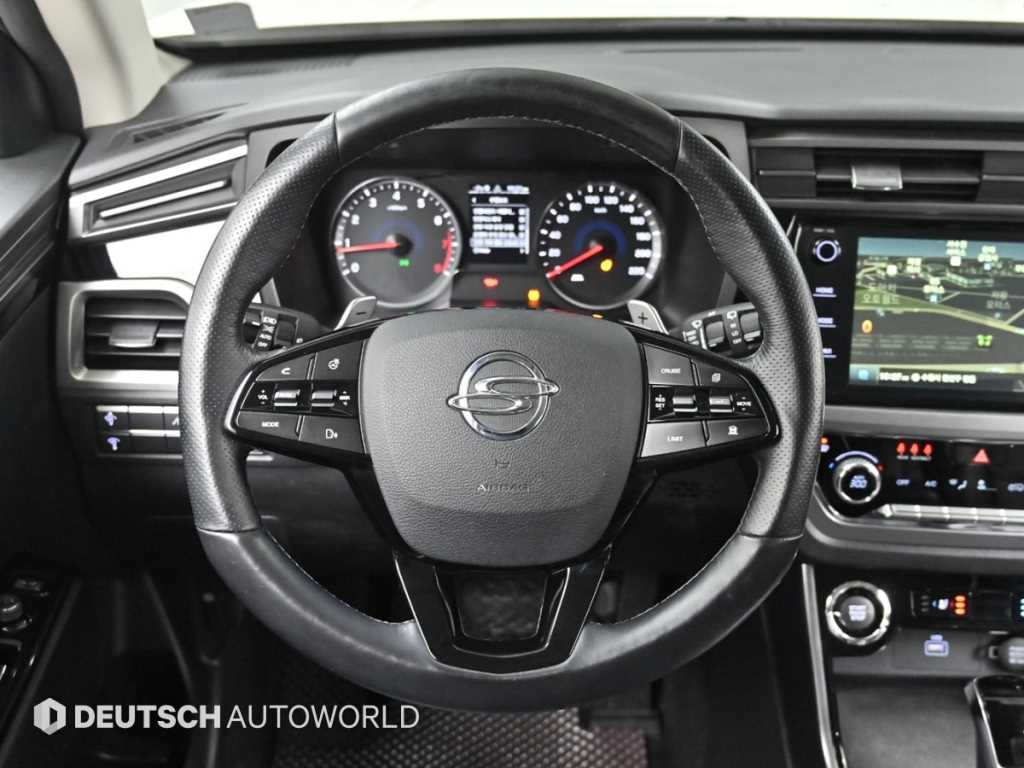 KG모빌리티(쌍용) 코란도 뷰티풀코란도 2WD 가솔린 1.5 C5 플러스 이미지 13