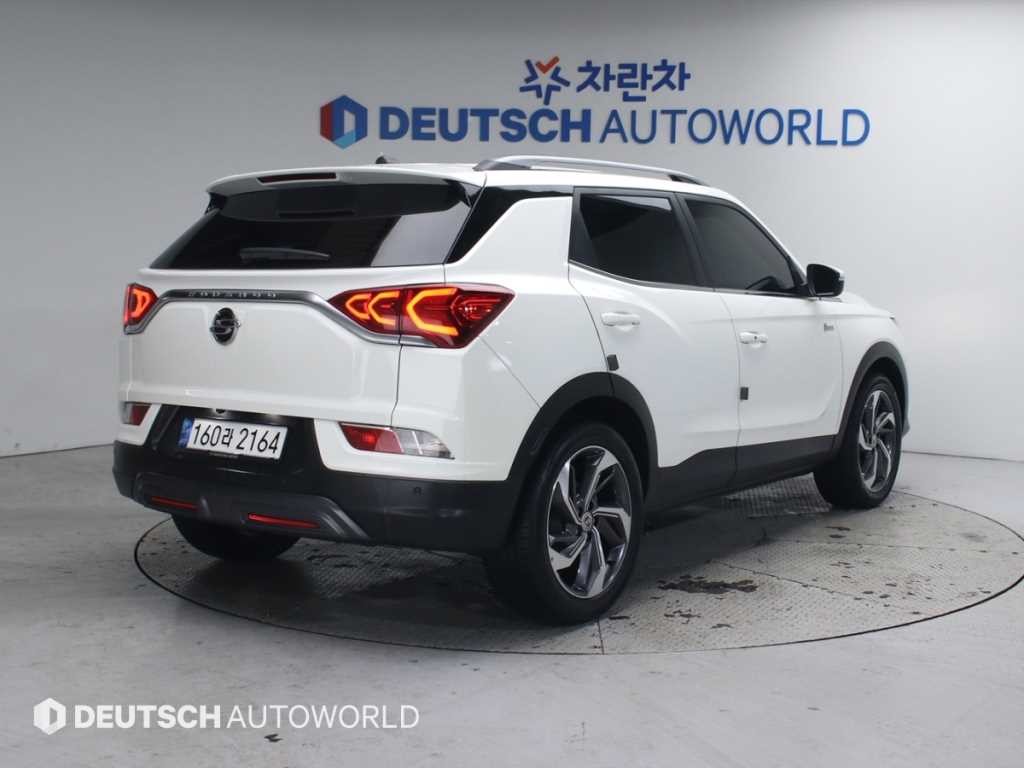 KG모빌리티(쌍용) 코란도 뷰티풀코란도 2WD 가솔린 1.5 C5 플러스 이미지 2