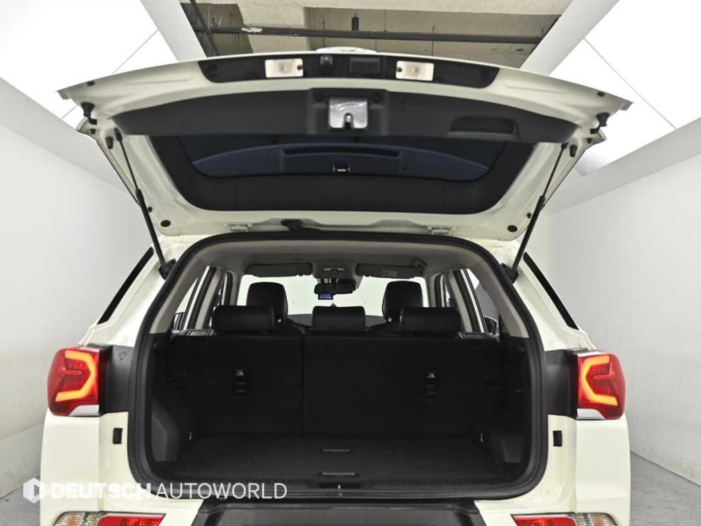 KG모빌리티(쌍용) 코란도 뷰티풀코란도 2WD 가솔린 1.5 C5 플러스 이미지 20