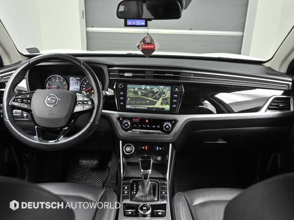 KG모빌리티(쌍용) 코란도 뷰티풀코란도 2WD 가솔린 1.5 C5 플러스 이미지 7