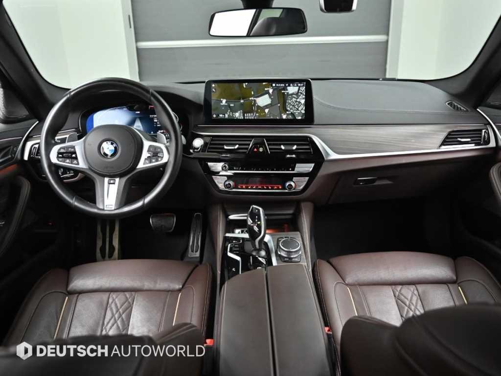 BMW 5시리즈 5시리즈 (G30) 530i xDrive M 스포츠 이미지 7