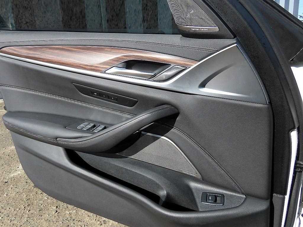 BMW 5시리즈 5시리즈 (G30) 530i 럭셔리 이미지 12