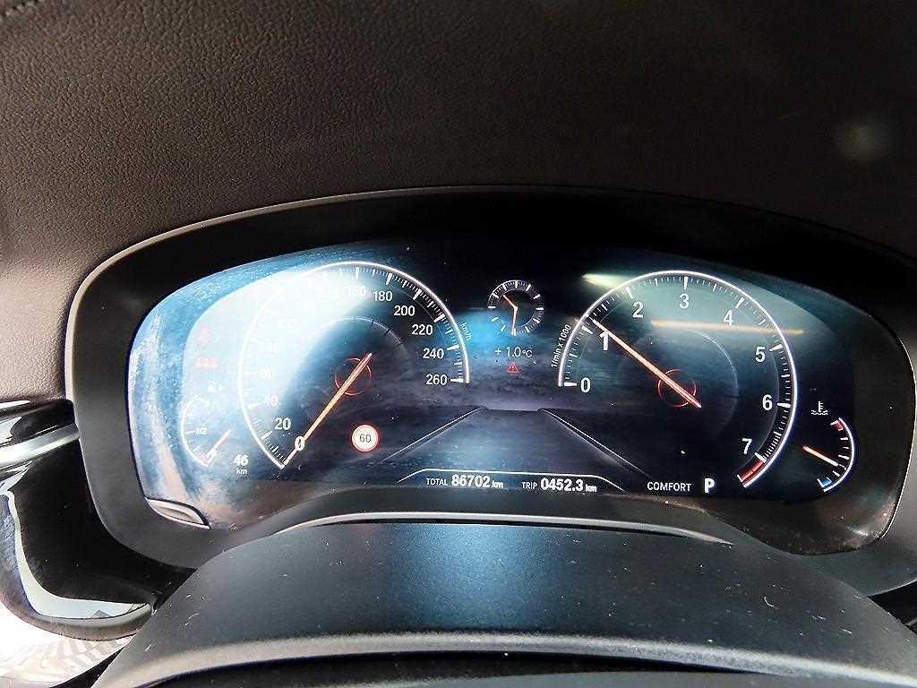 BMW 5시리즈 5시리즈 (G30) 520i 럭셔리 이미지 9