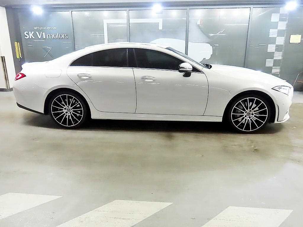 벤츠 CLS 클래스 CLS클래스 C257 CLS 450 4MATIC AMG Line 이미지 3