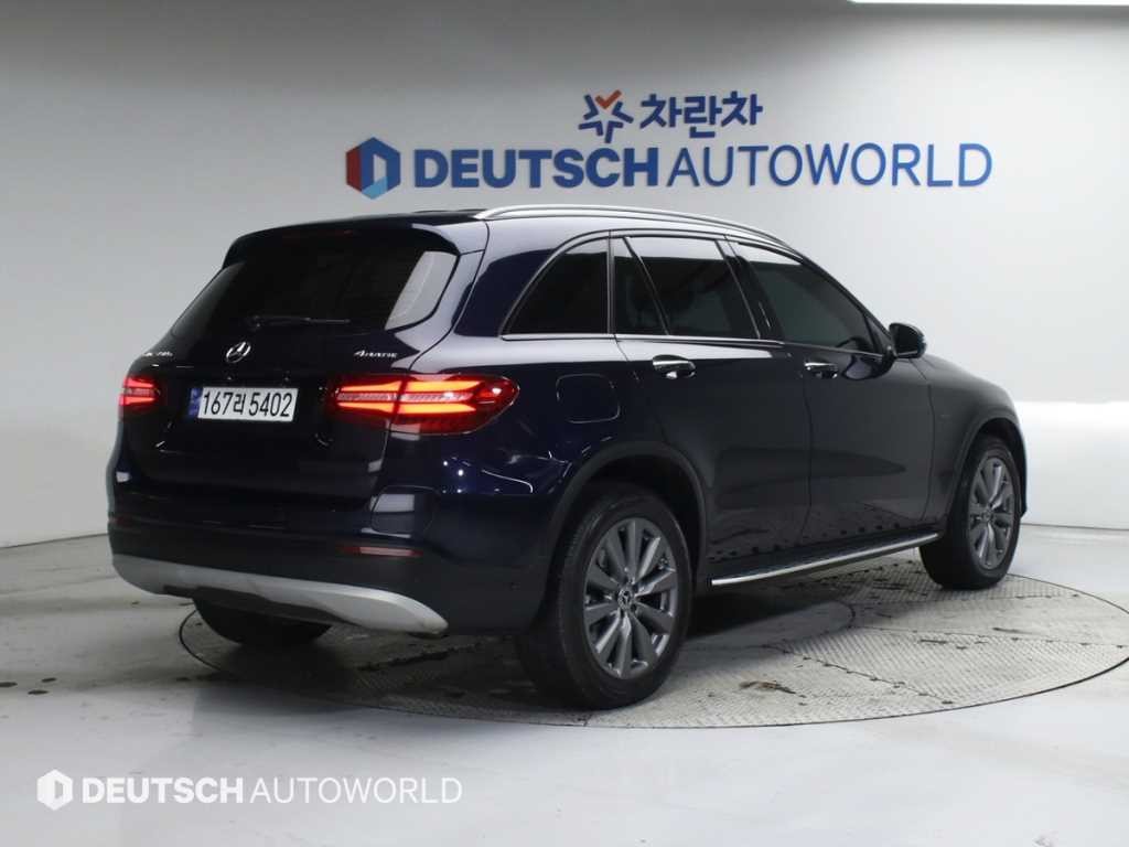 벤츠 GLC 클래스 GLC클래스 X253 GLC 350 e 4MATIC 프리미엄 이미지 2