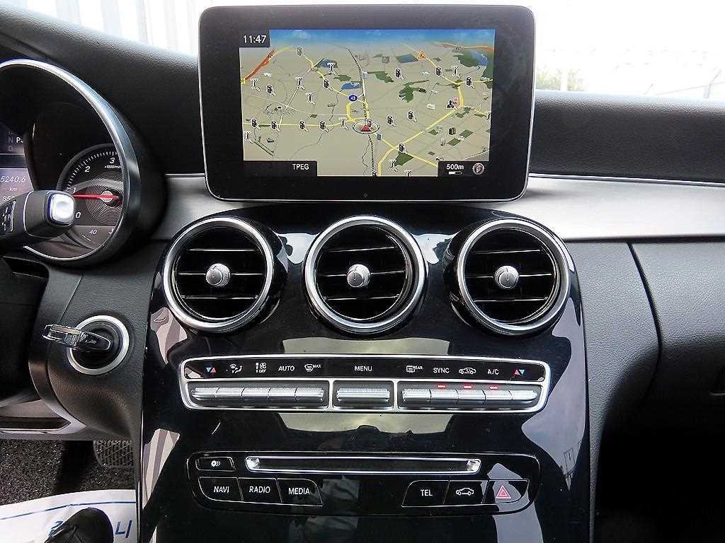 벤츠 C 클래스 C클래스 W205 C220 d 아방가르드 이미지 14