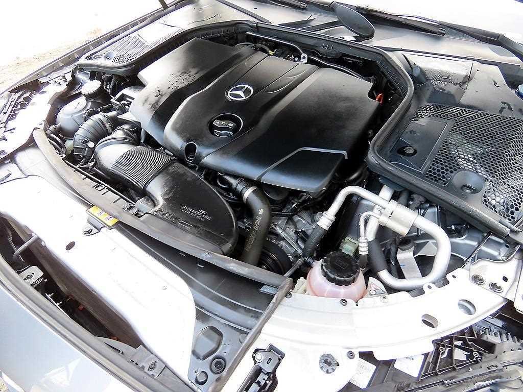 벤츠 C 클래스 C클래스 W205 C220 d 아방가르드 이미지 19