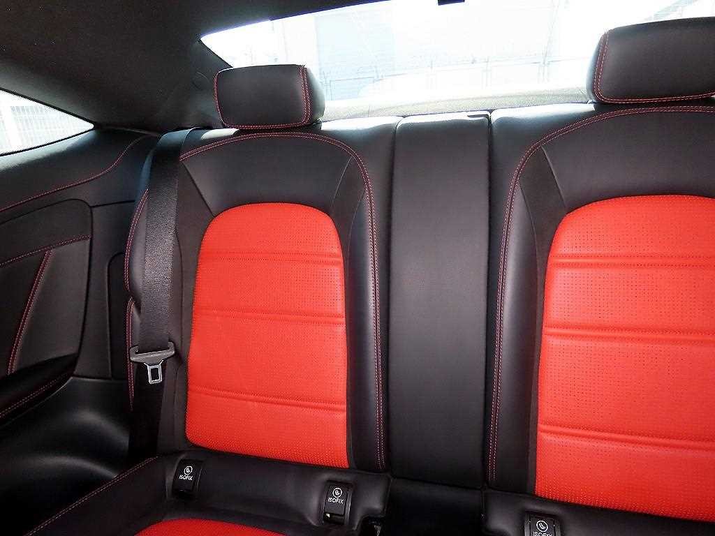 벤츠 C 클래스 C클래스 W205 C63 AMG 쿠페 이미지 16