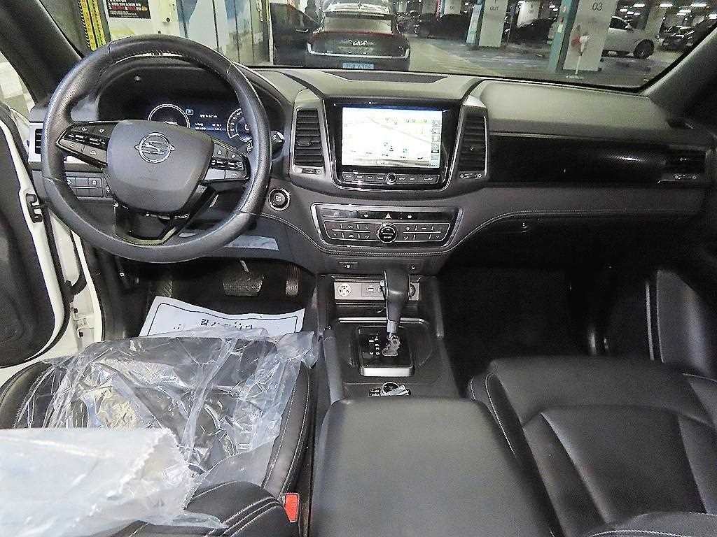 KG모빌리티(쌍용) 렉스턴 더 뉴 렉스턴 스포츠 디젤 2.2 4WD 프레스티지 이미지 10