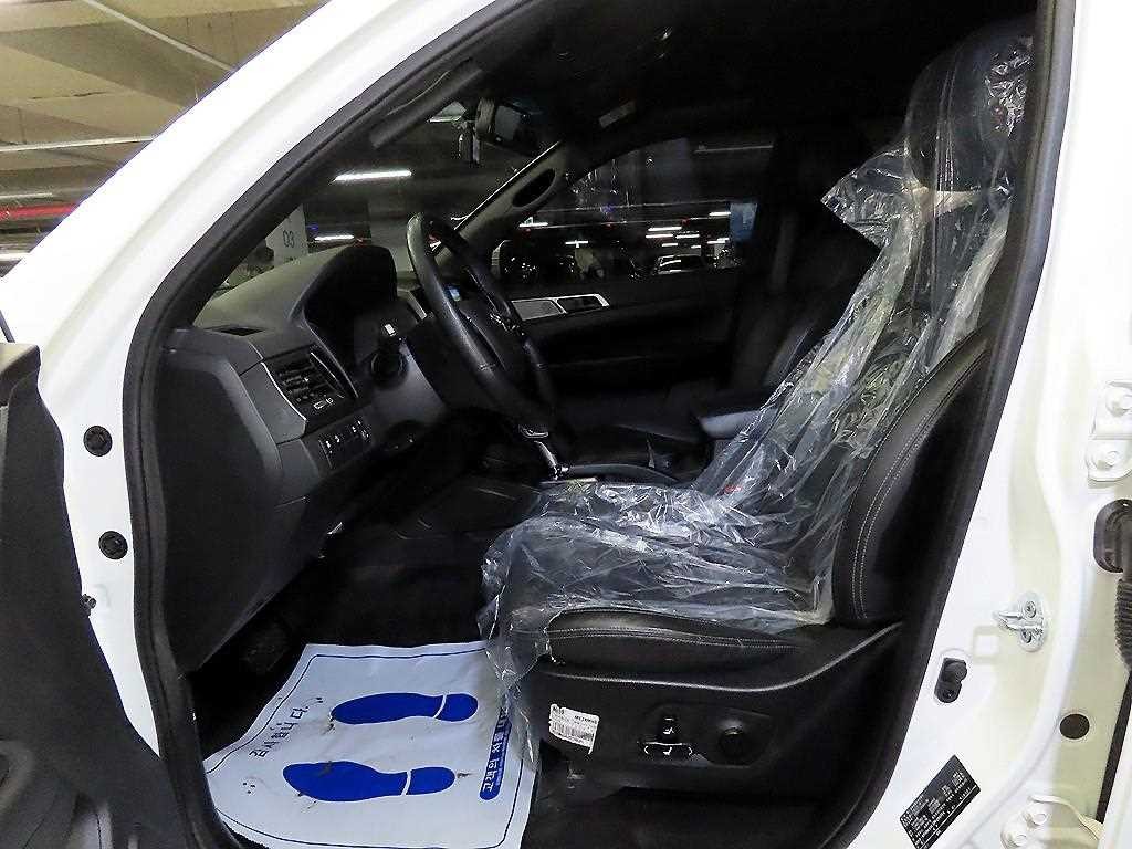 KG모빌리티(쌍용) 렉스턴 더 뉴 렉스턴 스포츠 디젤 2.2 4WD 프레스티지 이미지 6