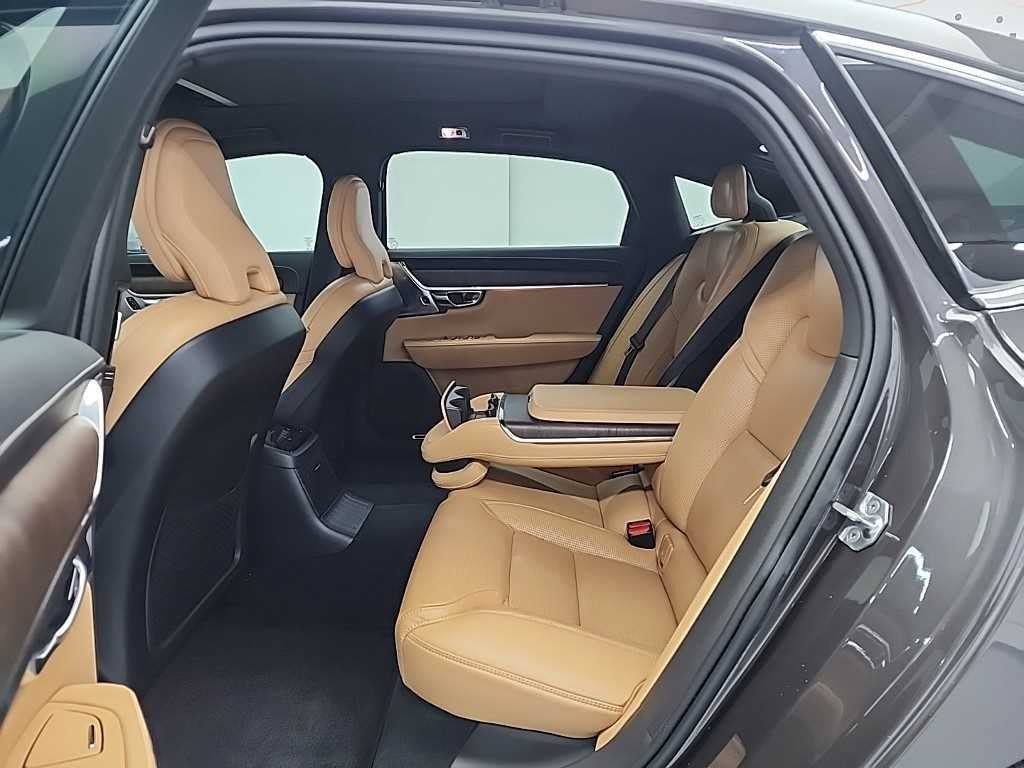볼보 S90 T8 AWD 인스크립션 이미지 12