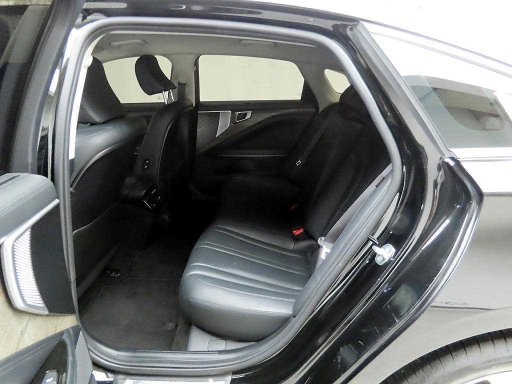 기아 K8 2.5 2WD 노블레스 이미지 14