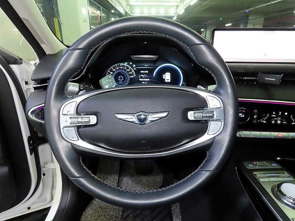 제네시스 GV70 2.2 디젤 AWD 이미지 8