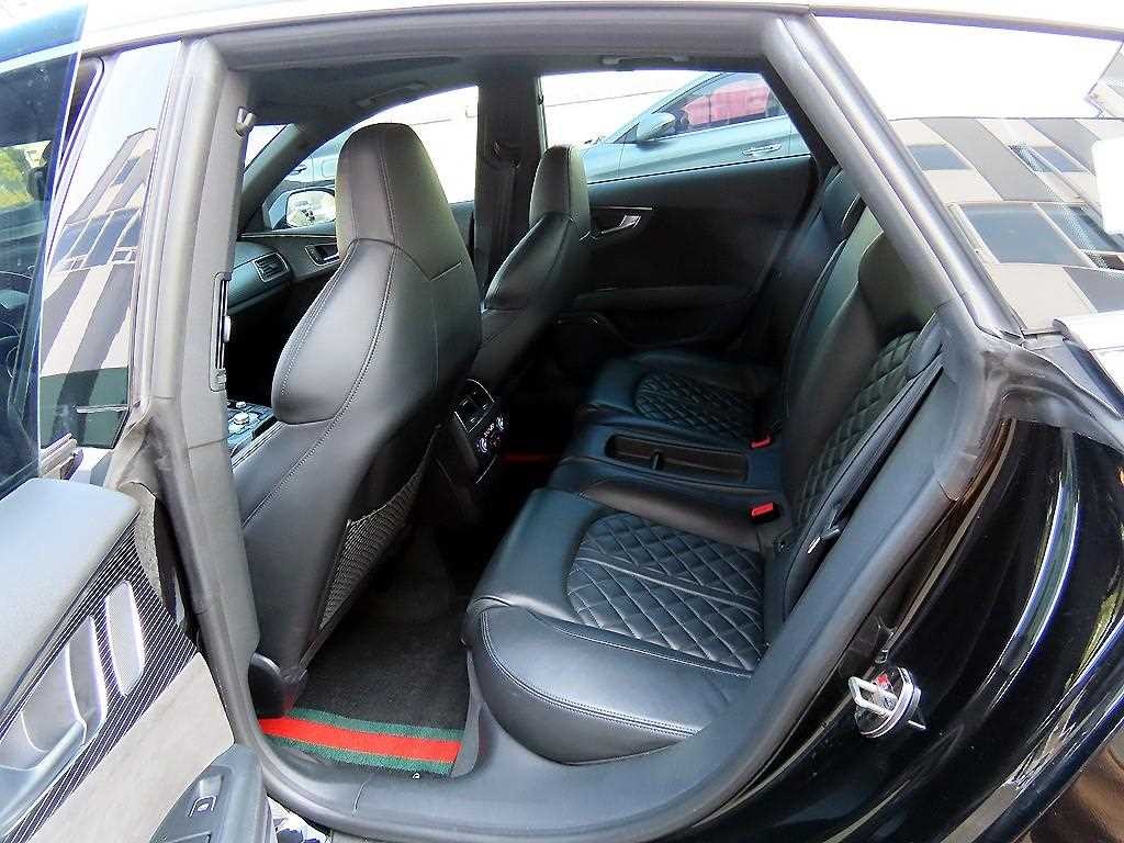 아우디 A7 55 TDI 콰트로 스포츠 이미지 6