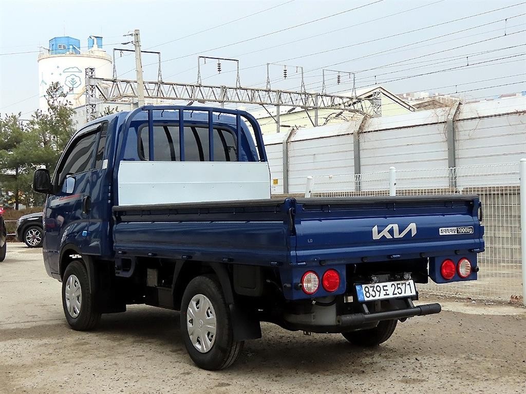 소형화물 카고(소형) [카고]봉고3 (LPG2.5터보) 킹캡/장축/4WD GL 이미지 3