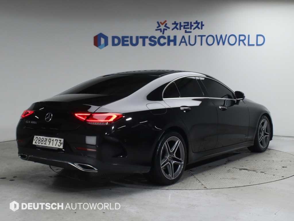 벤츠 CLS 클래스 CLS클래스 C257 CLS 300d AMG Line 이미지 2